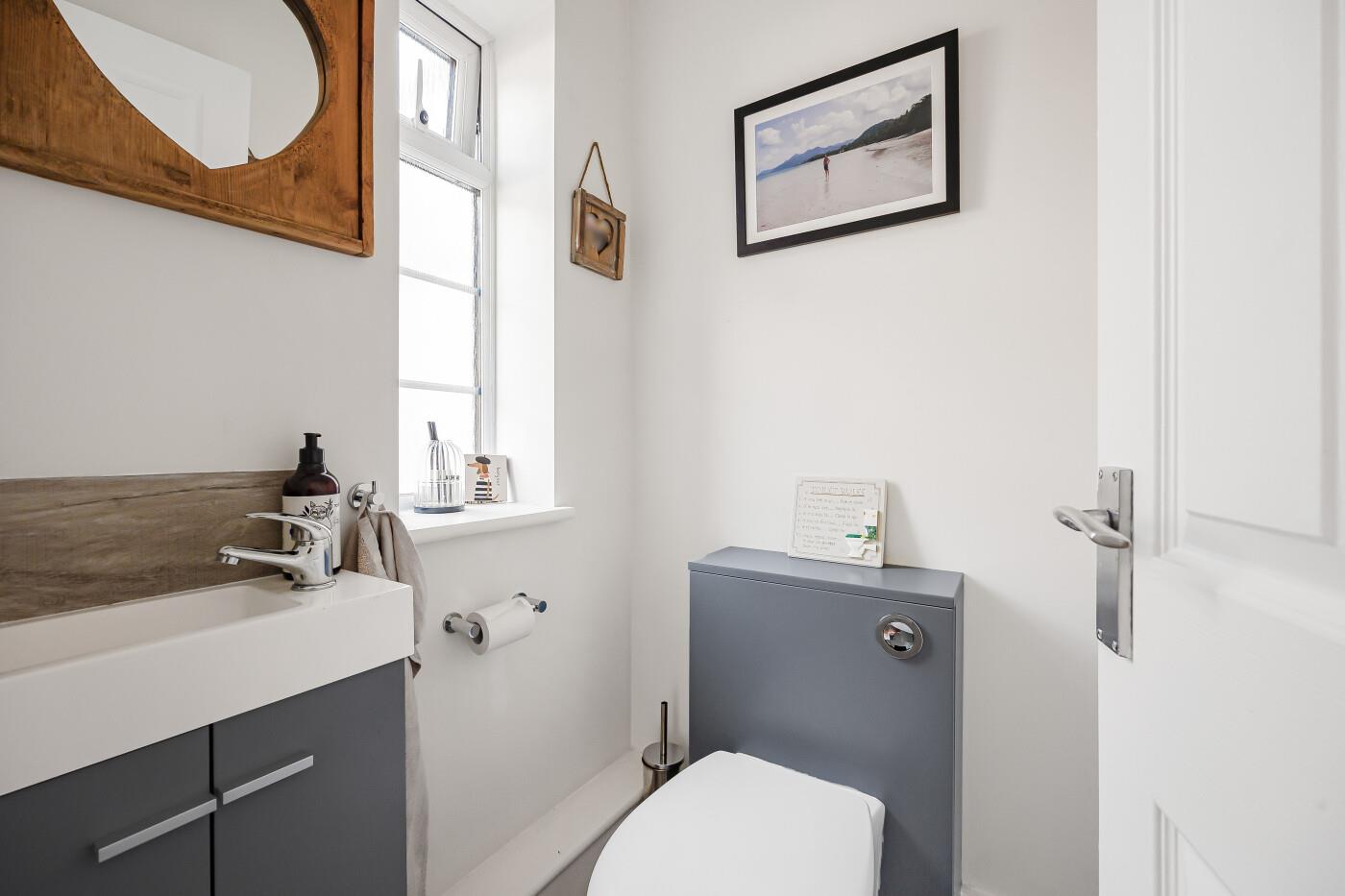 Crowsley Road, Shiplake, Henley-On-Thames